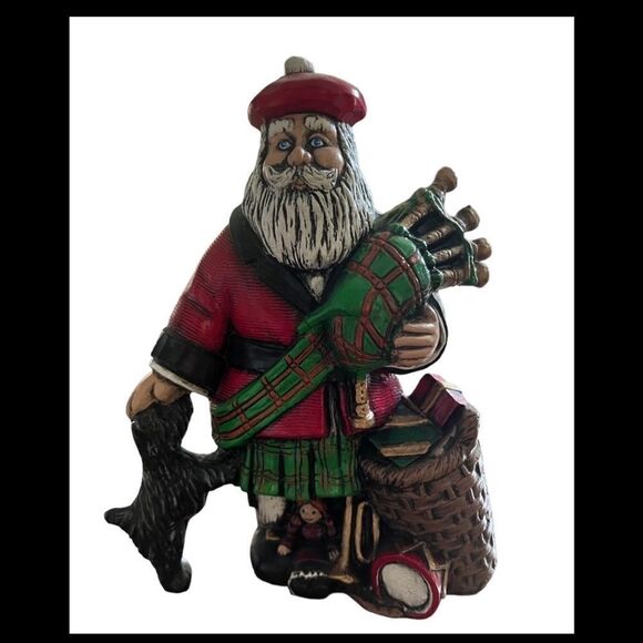 Scottish Santa - Picture 1 of 4